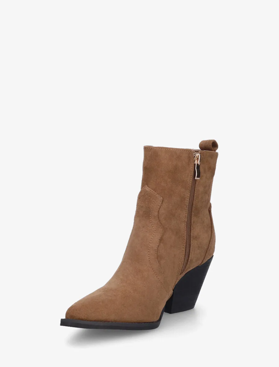 Bottines en suédine style santiags
