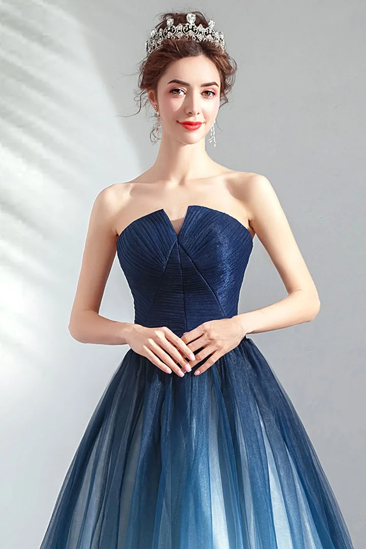 Robe de soirée princesse bleu blanc dégradé bustier découpé